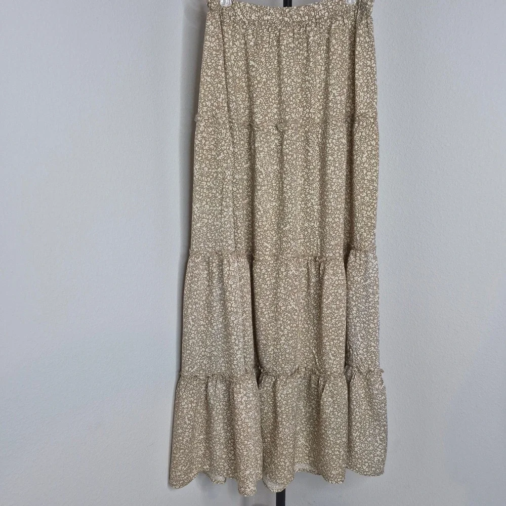 Japna XS Tan Floral Ditsy Tiered Maxi Skirt Rayon‎ Boho Bohemian Cottagecore